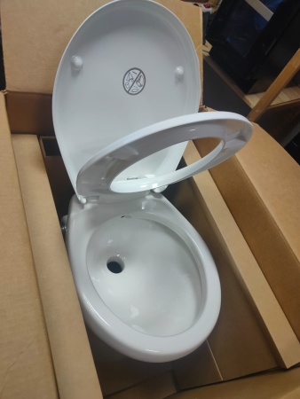 Электрический туалет с мацератором Dometic MF 8989 (12В) для лодки